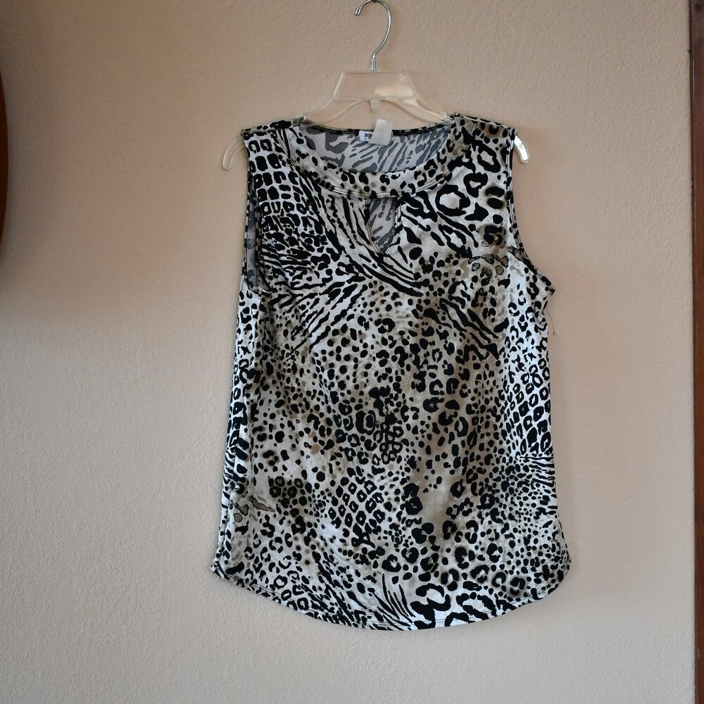 StitchWurks Plus Multicolor Leopard Print Keyhole Sleeveless Knit Top Size 1X